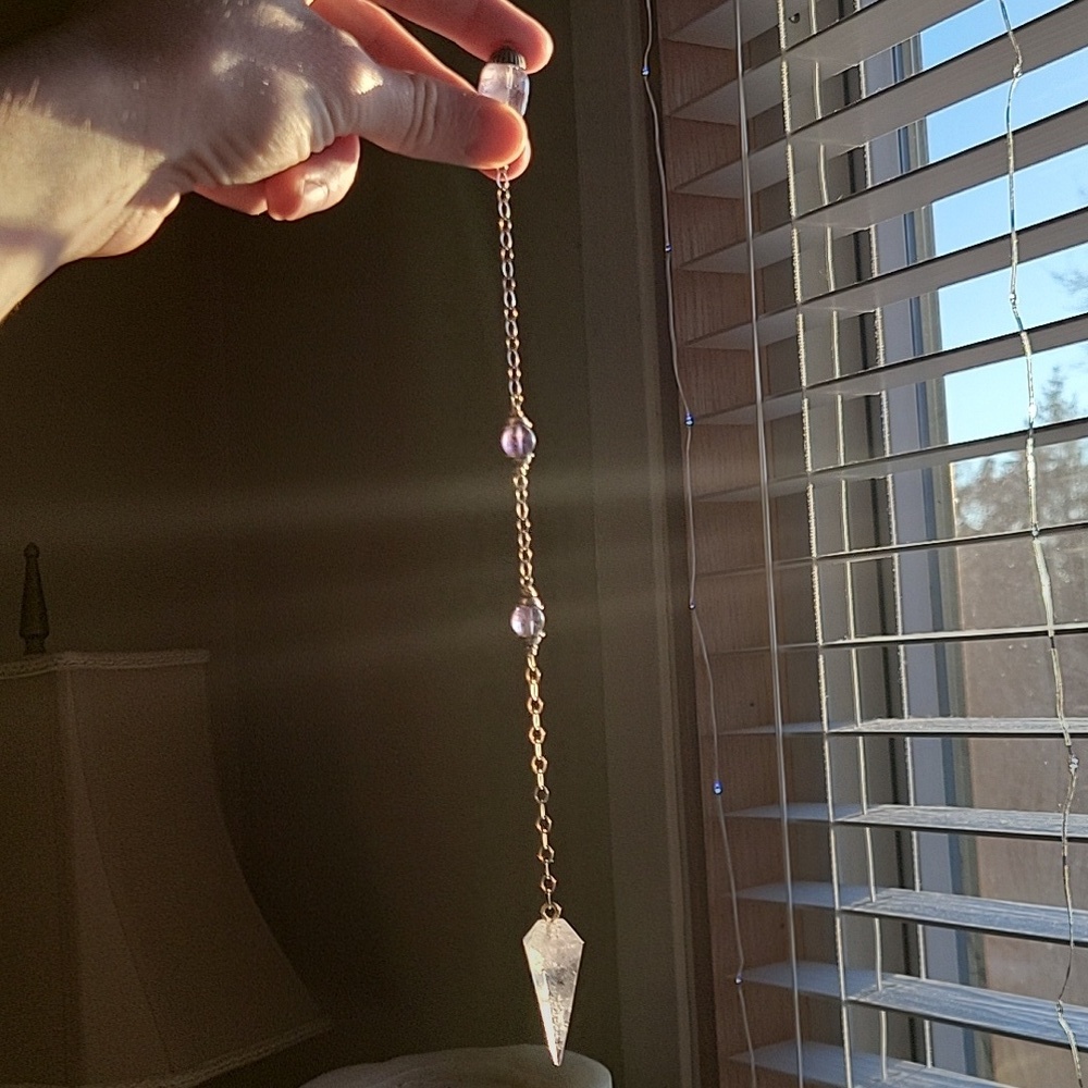 Amethyst Pendulum Crystal 🔮 - Picture 4 of 4